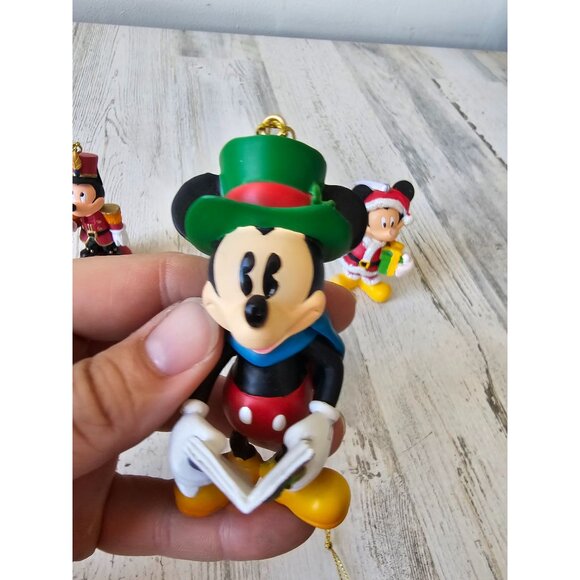 Vintage Mickey mouse ornament singing caroler nutcracker present Xmas tree - Picture 5 of 13
